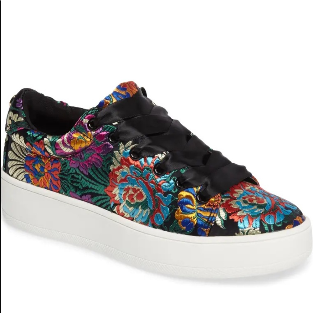 STEVE MADDEN Brocade Platform Sneaker W5 or Y3.5